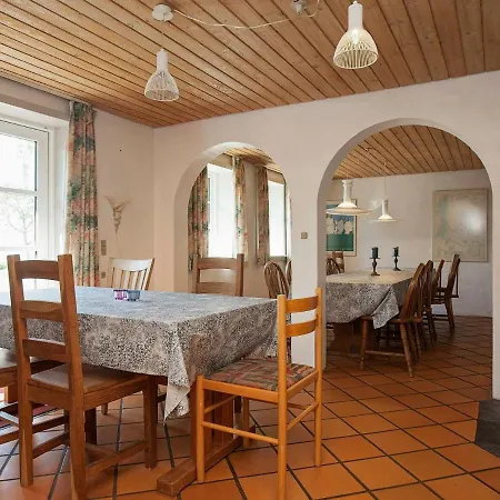 16 Person In Tatil Evi
