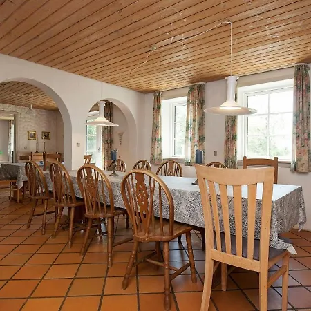 Tatil Evi 16 Person In *